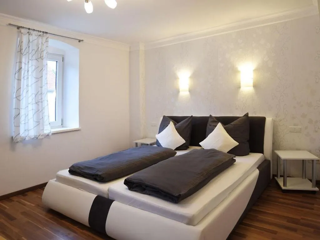 Lovely Apartment In Himmelkron 0*,  Tyskland